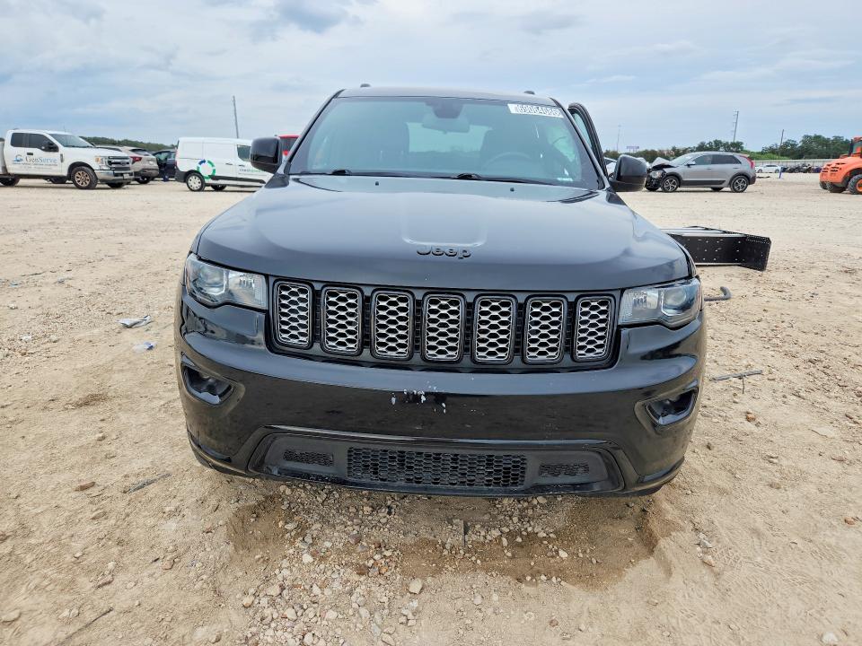 Продаж на аукціоні авто 2018 Jeep Grand Cherokee, vin: 1C4RJFAG3JC211180, номер лоту: 69064686