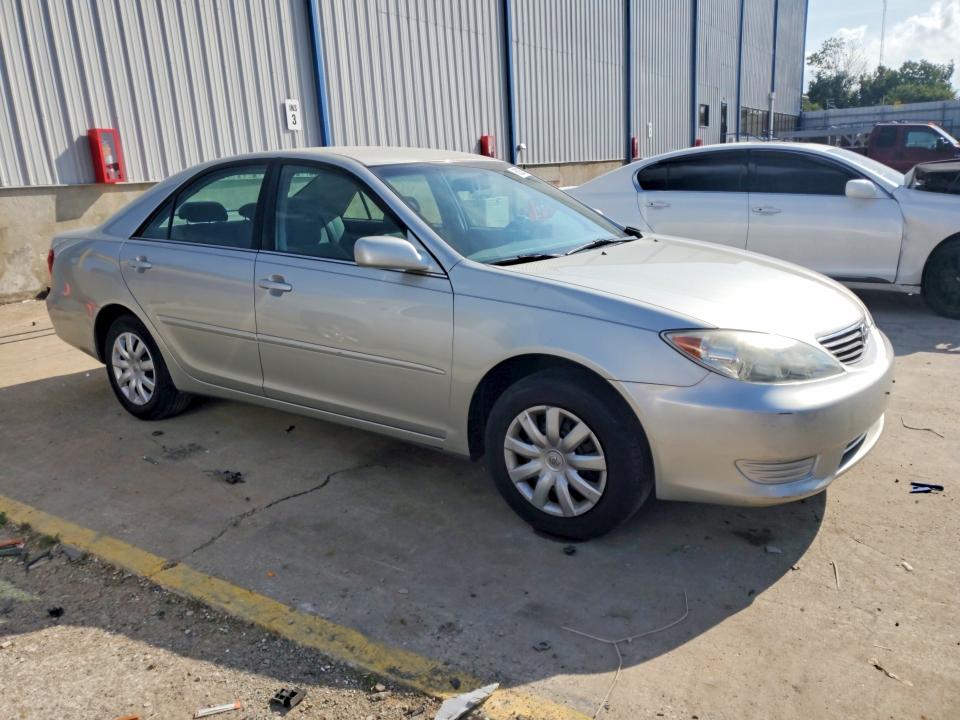 2005 Toyota Camry მანქანა იყიდება აუქციონზე, vin: 4T1BE30K65U947097, აუქციონის ნომერი: 68298786