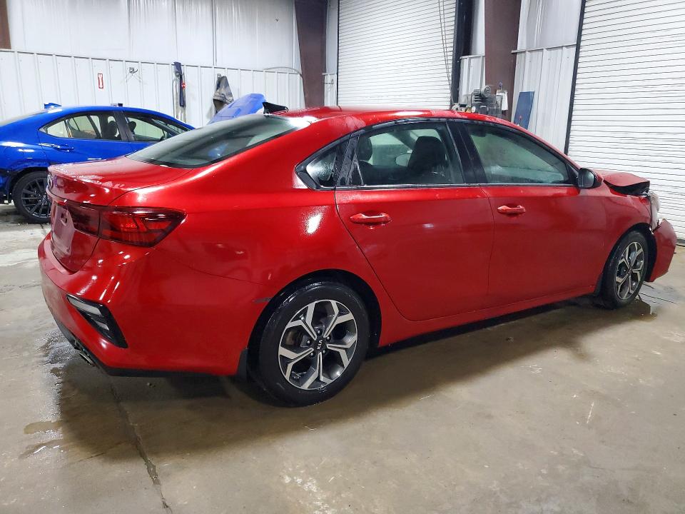 2019 Kia Forte მანქანა იყიდება აუქციონზე, vin: 3KPF24AD7KE061188, აუქციონის ნომერი: 70611986