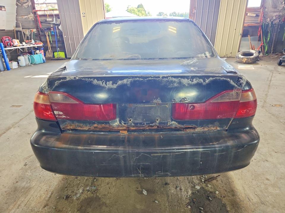 2000 Honda Accord მანქანა იყიდება აუქციონზე, vin: 1HGCG6674YA122920, აუქციონის ნომერი: 70355446