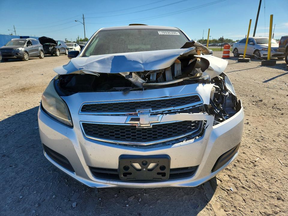 70936396 :رقم المزاد ، 1G11B5SA4DF143868 vin ، 2013 Chevrolet Malibu مزاد بيع