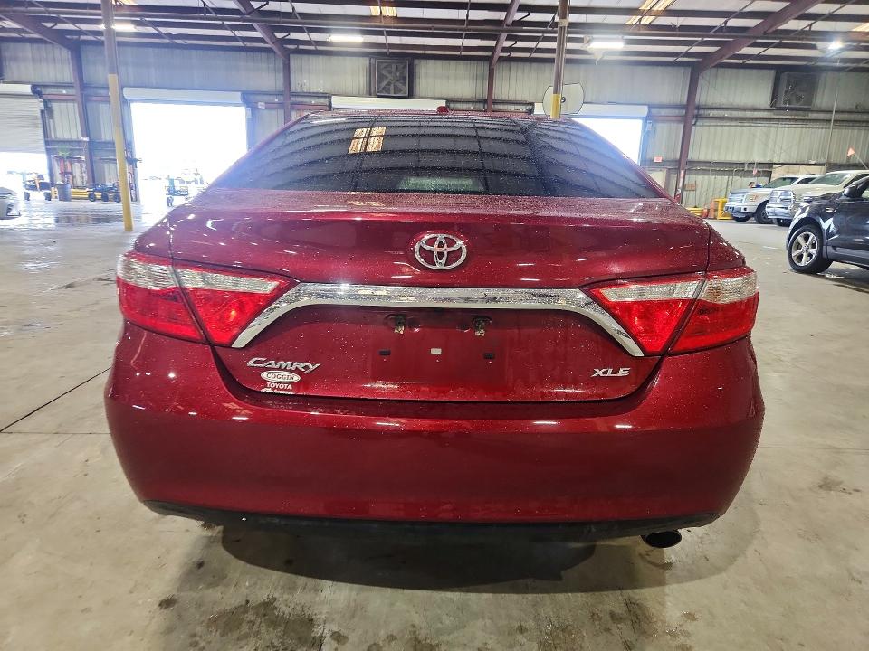 68061076 :رقم المزاد ، 4T1BF1FK3HU730796 vin ، 2017 Toyota Camry مزاد بيع