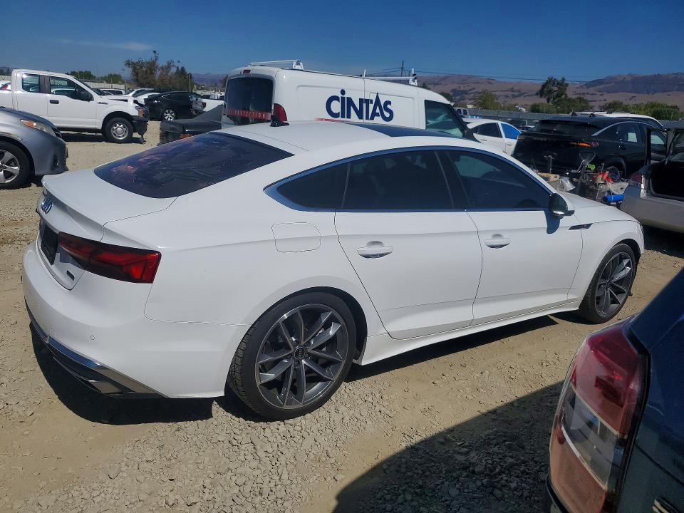 2024 Audi A5 მანქანა იყიდება აუქციონზე, vin: WAUFACF55RA040252, აუქციონის ნომერი: 69446216