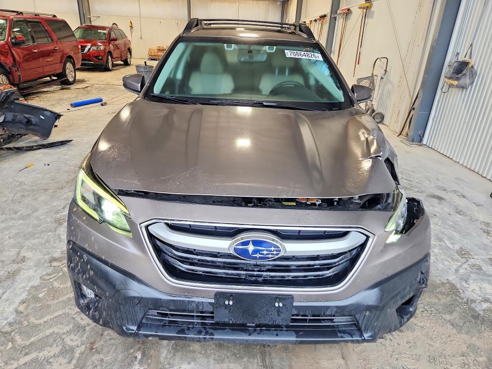 70864826 :رقم المزاد ، 4S4BTAFC9M3172535 vin ، 2021 Subaru Outback مزاد بيع