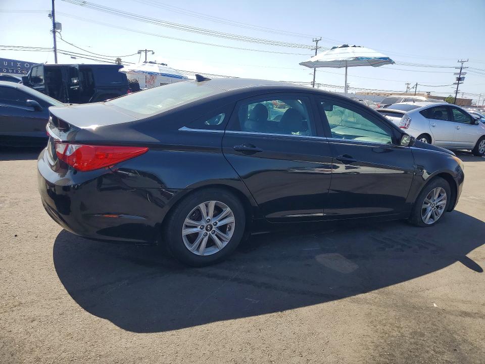 69431656 :رقم المزاد ، 5NPEB4ACXDH632304 vin ، 2013 Hyundai Sonata مزاد بيع