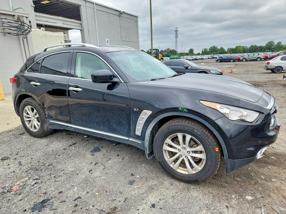 Продаж на аукціоні авто 2015 Infiniti Qx70, vin: JN8CS1MW0FM481661, номер лоту: 69225216