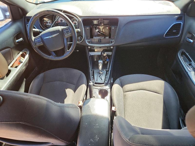 Продаж на аукціоні авто 2014 Chrysler 200, vin: 1C3CCBAB8EN205208, номер лоту: 70434626