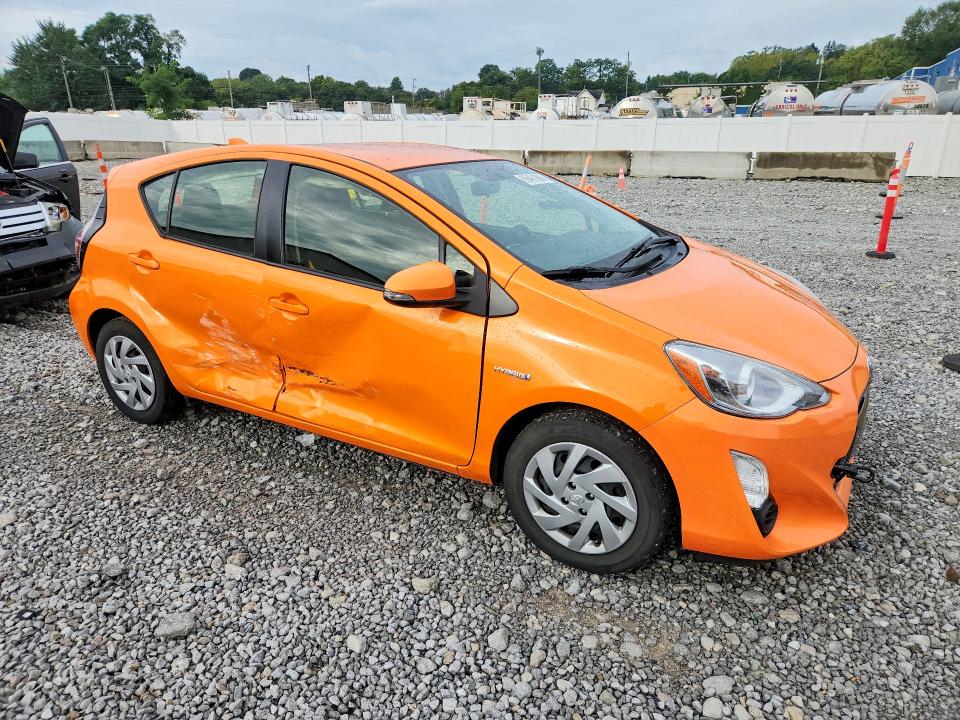 Продажа на аукционе авто 2015 Toyota Prius C, vin: JTDKDTB33F1090608, номер лота: 69401886
