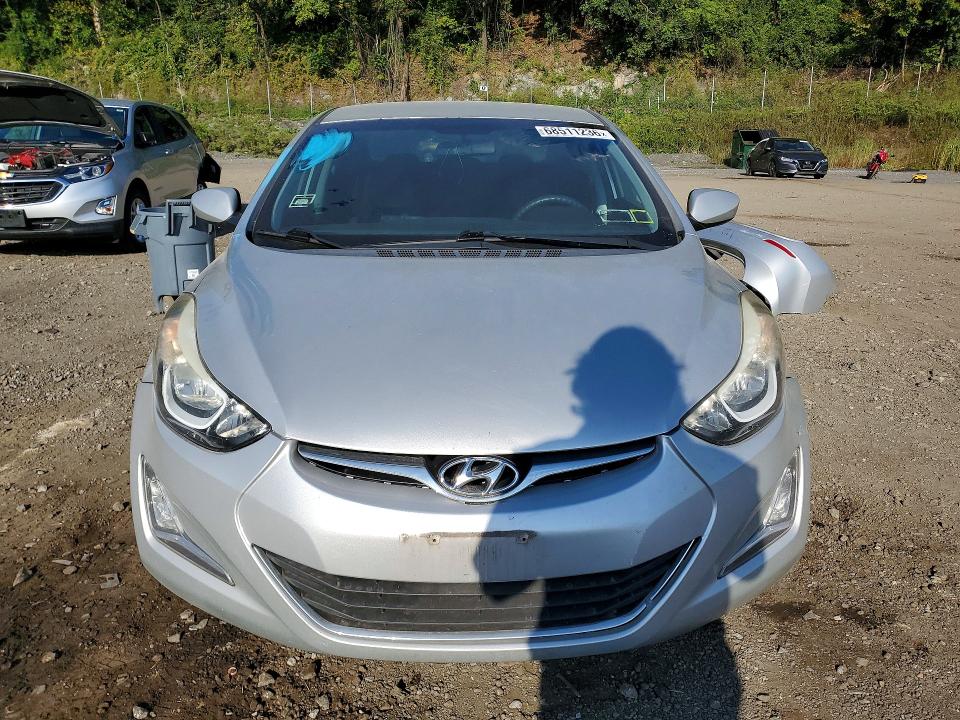 68511236 :رقم المزاد ، 5NPDH4AE4GH724119 vin ، 2016 Hyundai Elantra مزاد بيع