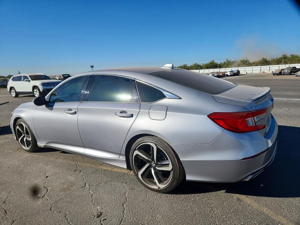 68266636 :رقم المزاد ، 1HGCV1F34LA139215 vin ، 2020 Honda Accord مزاد بيع