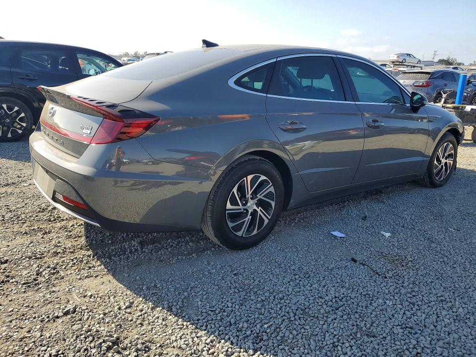 2021 Hyundai Sonata Hybrid მანქანა იყიდება აუქციონზე, vin: KMHL24JJ3MA017991, აუქციონის ნომერი: 69563296