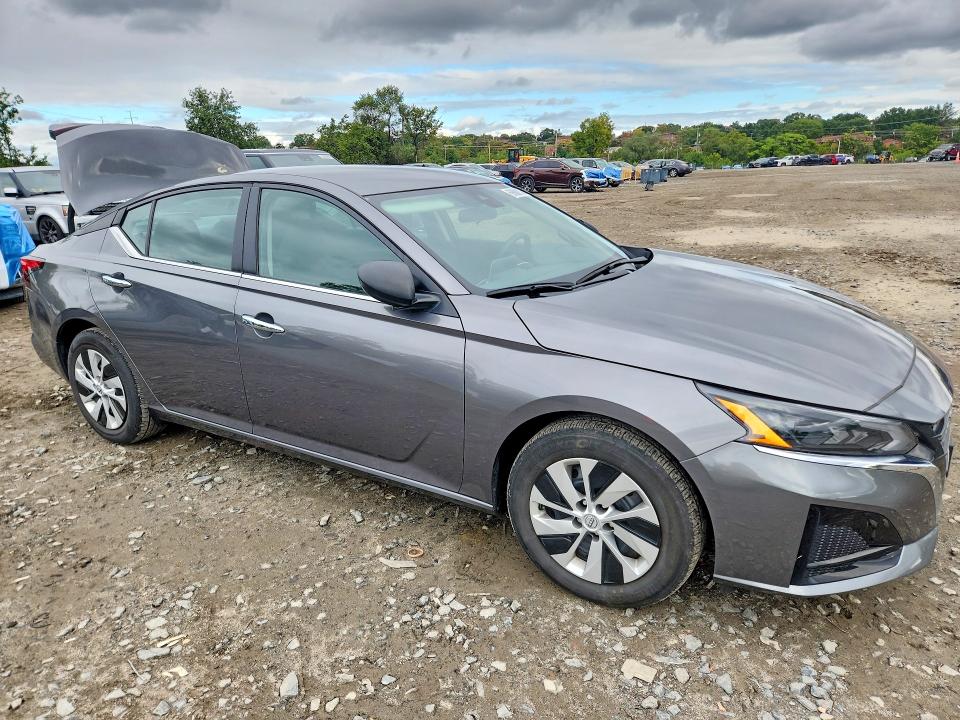 2025 Nissan Altima მანქანა იყიდება აუქციონზე, vin: 1N4BL4BV3SN314009, აუქციონის ნომერი: 69888936