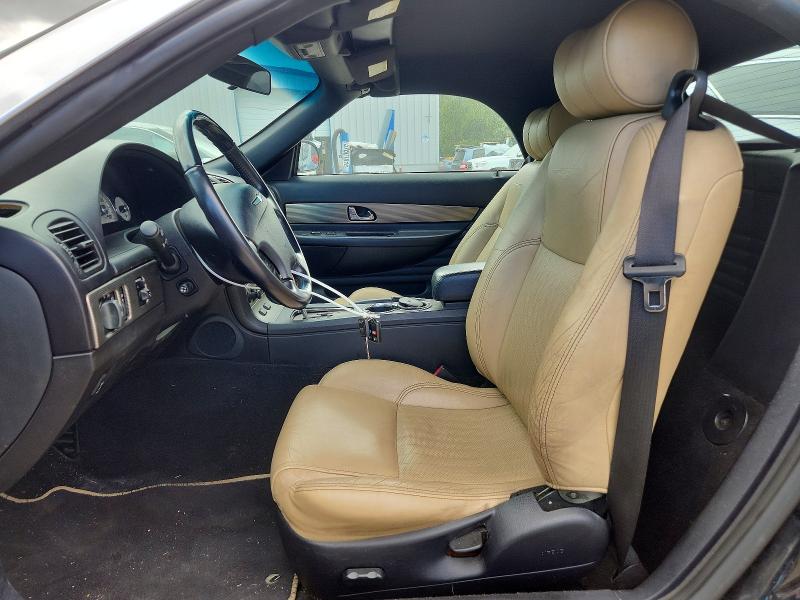 70434066 :رقم المزاد ، 1FAHP60A34Y109558 vin ، 2004 Ford Thunderbird مزاد بيع