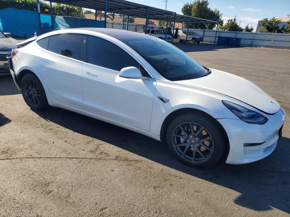 Aukcja sprzedaży 2018 Tesla Model 3, vin: 5YJ3E1EAXJF069951, numer aukcji: 68793076