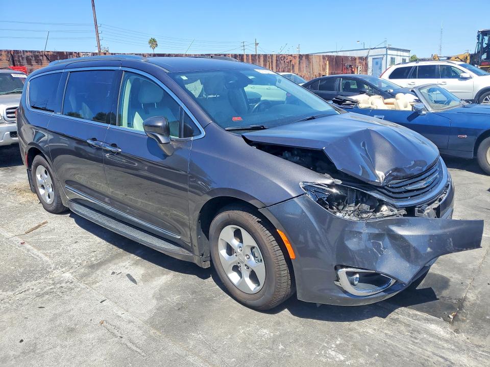 Aukcja sprzedaży 2018 Chrysler Pacifica, vin: 2C4RC1L77JR124853, numer aukcji: 67700786