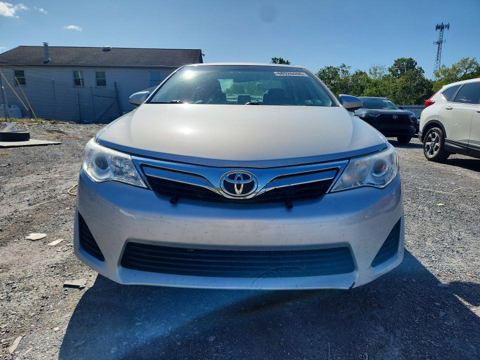 2014 Toyota Camry მანქანა იყიდება აუქციონზე, vin: 4T4BF1FK1ER362135, აუქციონის ნომერი: 68926006