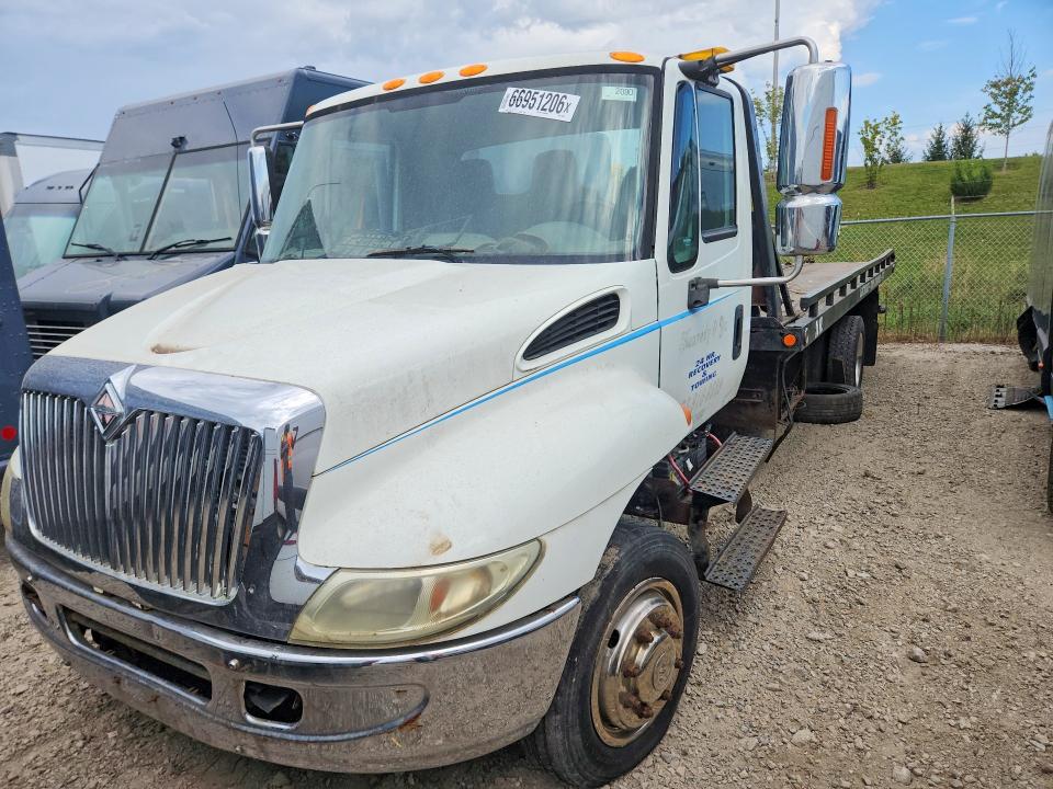 66951206 :رقم المزاد ، 1HTMMAAM95H133381 vin ، 2005 International 4000 مزاد بيع