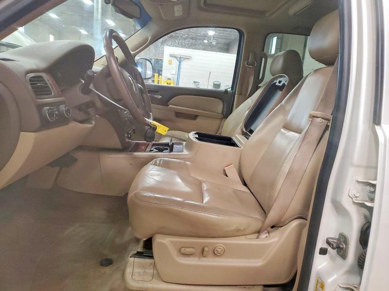 Продажа на аукционе авто 2011 Chevrolet Avalanche, vin: 3GNTKGE39BG232654, номер лота: 69752656