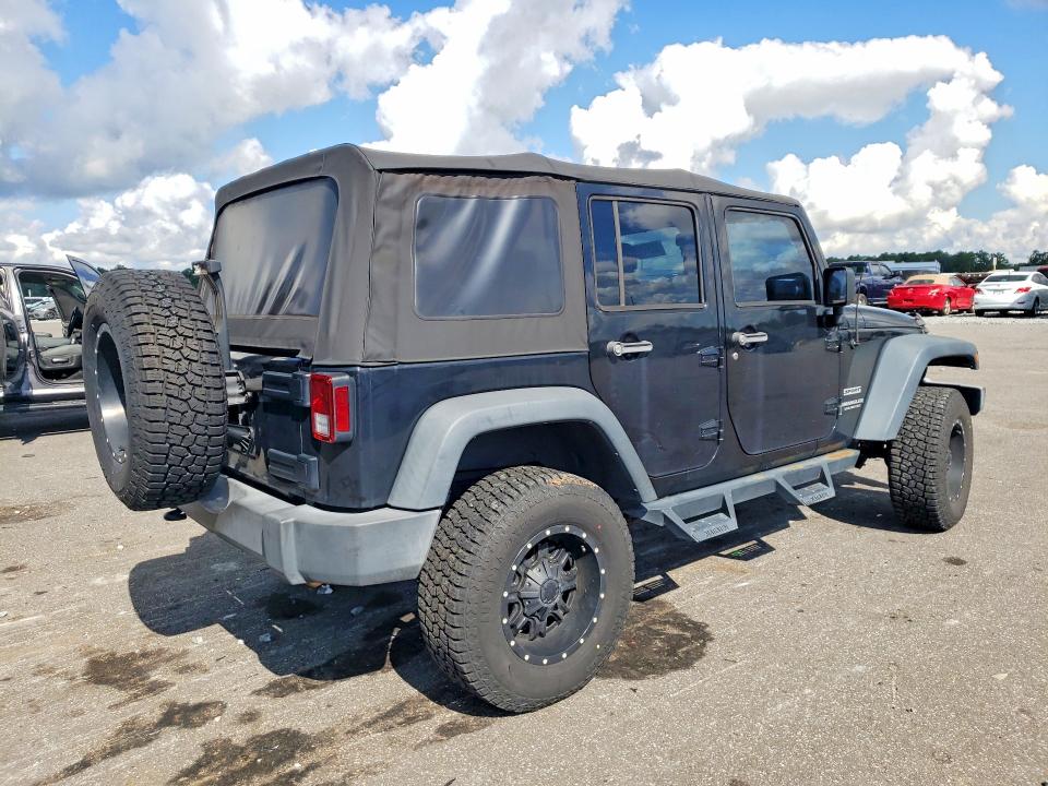 68352396 :رقم المزاد ، 1C4BJWDGXHL605296 vin ، 2017 Jeep Wrangler Unlimited مزاد بيع