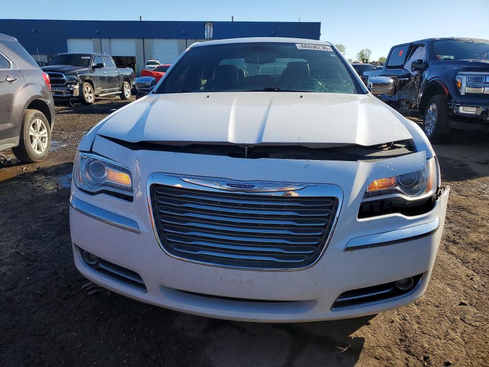 Продажа на аукционе авто 2014 Chrysler 300c, vin: 2C3CCAKG3EH125506, номер лота: 68896736