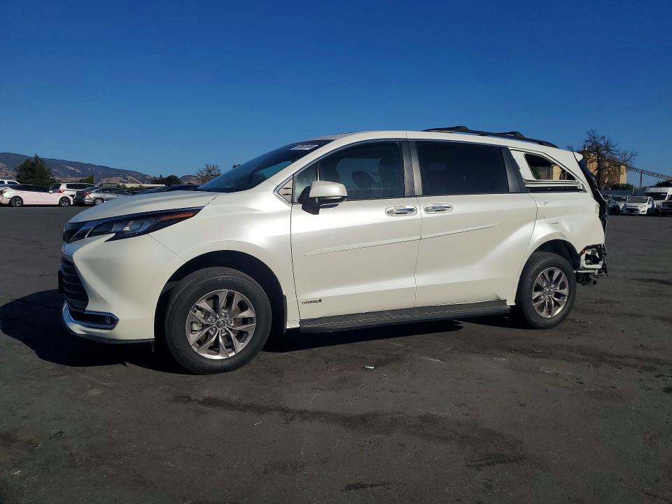 Aukcja sprzedaży 2021 Toyota Sienna, vin: 5TDJRKEC5MS041171, numer aukcji: 69501086