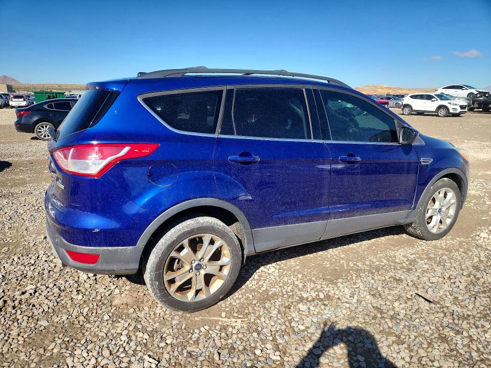 70927156 :رقم المزاد ، 1FMCU0GXXDUD37550 vin ، 2013 Ford Escape مزاد بيع