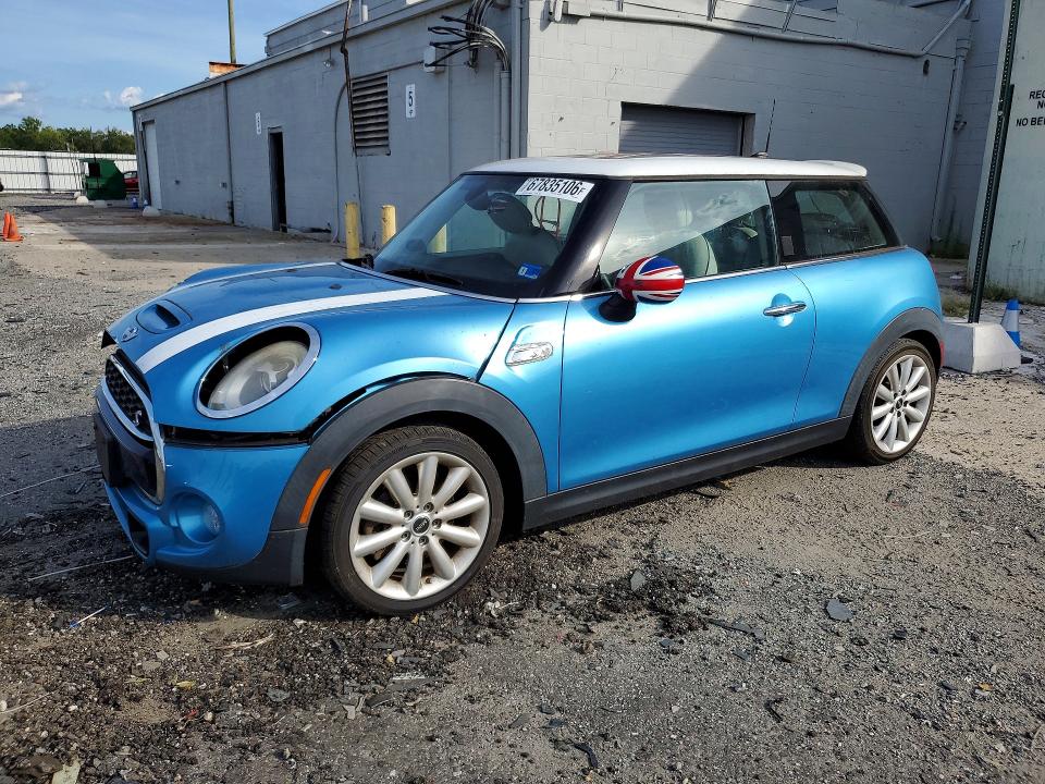 Продаж на аукціоні авто 2015 Mini Cooper, vin: WMWXP7C54F2A38631, номер лоту: 67835106