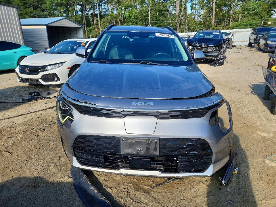69038036 :رقم المزاد ، KNDCR3L1XP5045954 vin ، 2023 Kia Niro مزاد بيع