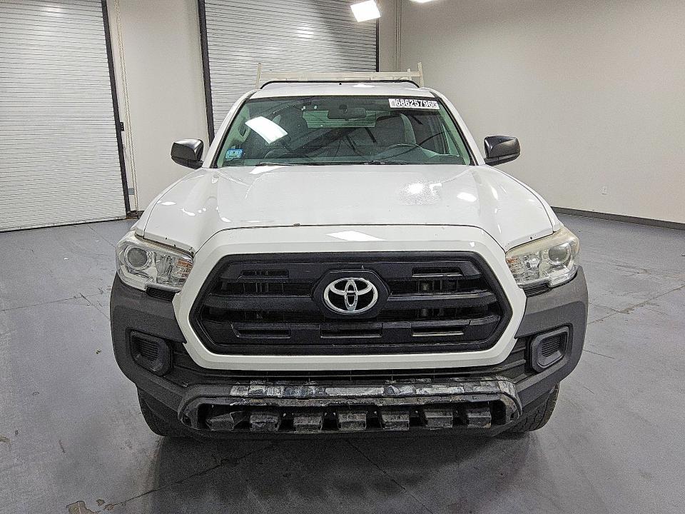 2017 Toyota Tacoma მანქანა იყიდება აუქციონზე, vin: 5TFRX5GN6HX080781, აუქციონის ნომერი: 68625796
