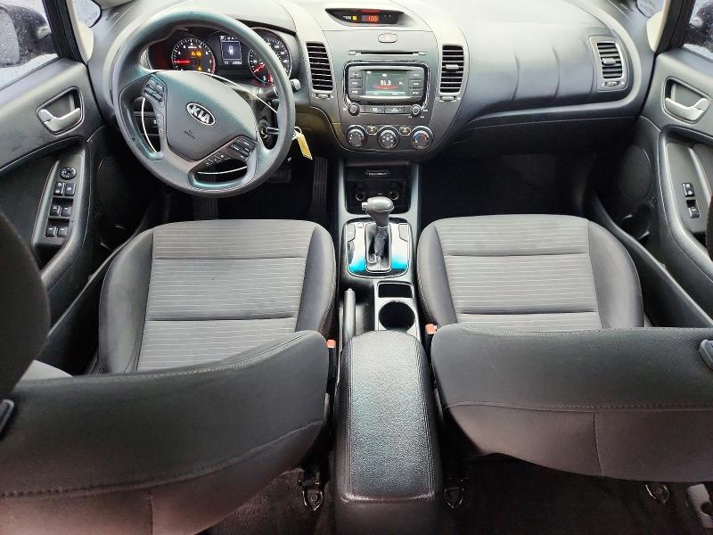 2017 Kia Forte მანქანა იყიდება აუქციონზე, vin: 3KPFL4A7XHE007979, აუქციონის ნომერი: 70080856