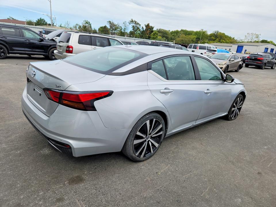 2022 Nissan Altima მანქანა იყიდება აუქციონზე, vin: 1N4BL4CV3NN386511, აუქციონის ნომერი: 70650396