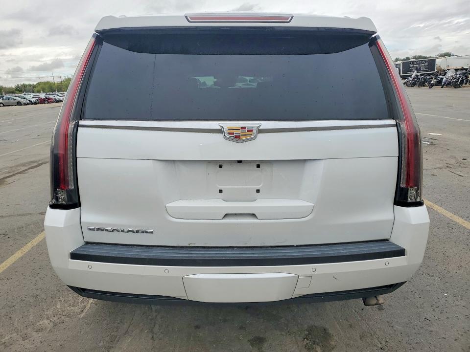 67252366 :رقم المزاد ، 1GYS4DKJXGR407558 vin ، 2016 Cadillac Escalade مزاد بيع