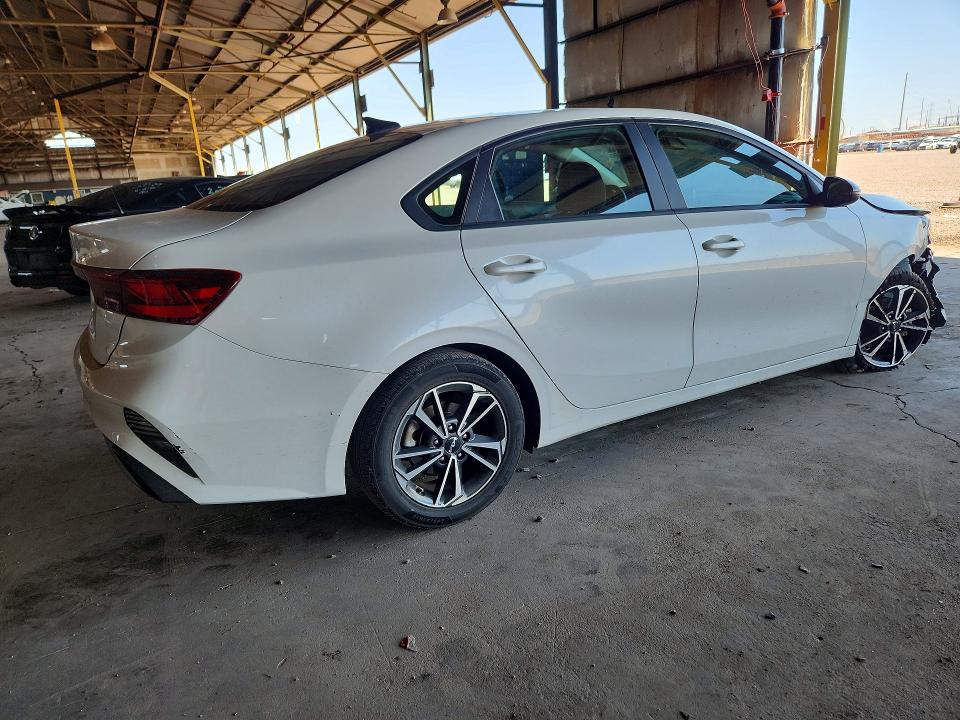 67467096 :رقم المزاد ، 3KPF24AD4RE701674 vin ، 2024 Kia Forte مزاد بيع