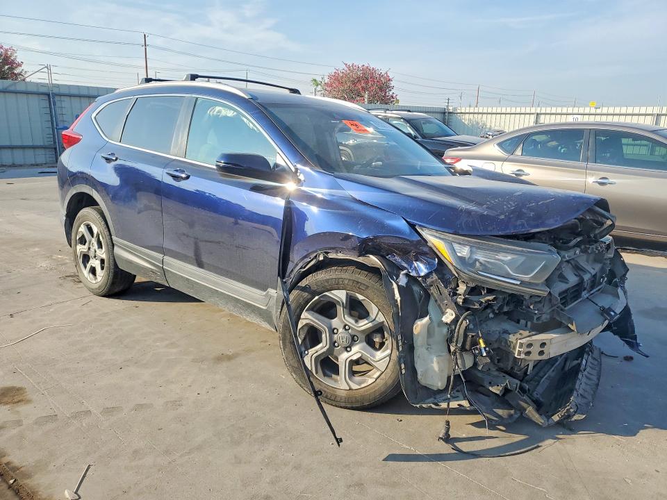 Продаж на аукціоні авто 2018 Honda Cr-v, vin: 2HKRW2H57JH681926, номер лоту: 69330776