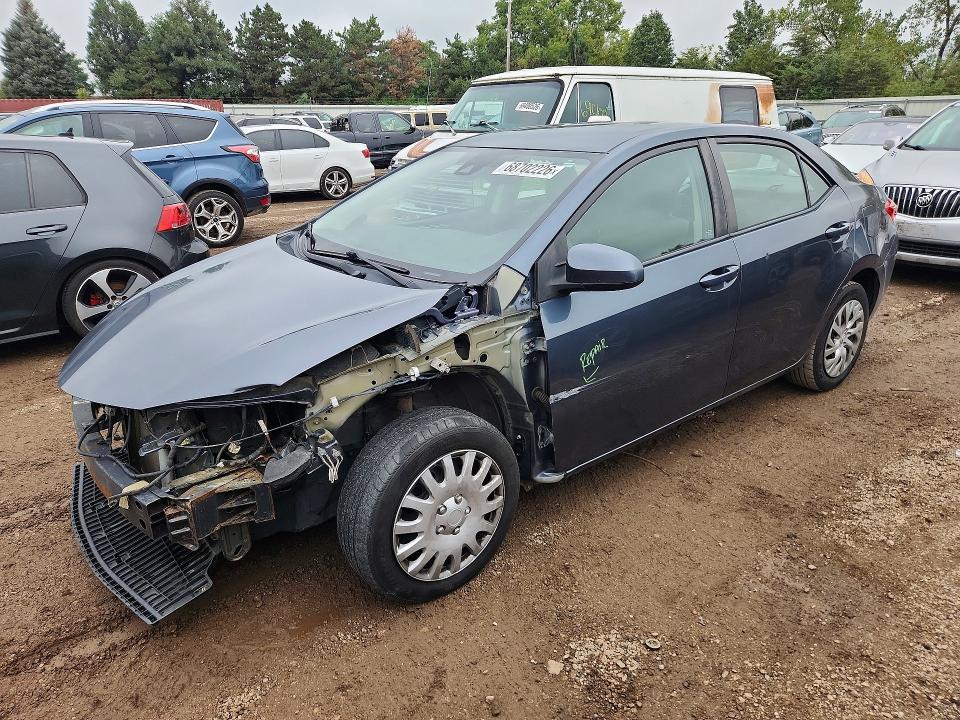2017 Toyota Corolla მანქანა იყიდება აუქციონზე, vin: 2T1BURHE8HC883512, აუქციონის ნომერი: 68702226