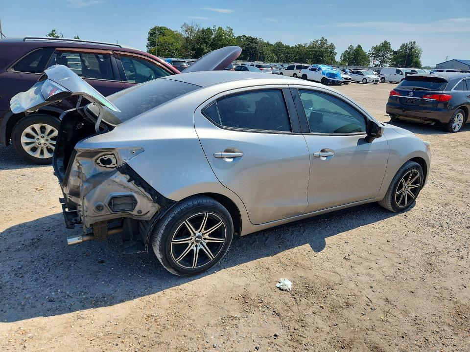 69512946 :رقم المزاد ، 3MYDLBZV0GY140120 vin ، 2016 Scion Ia مزاد بيع