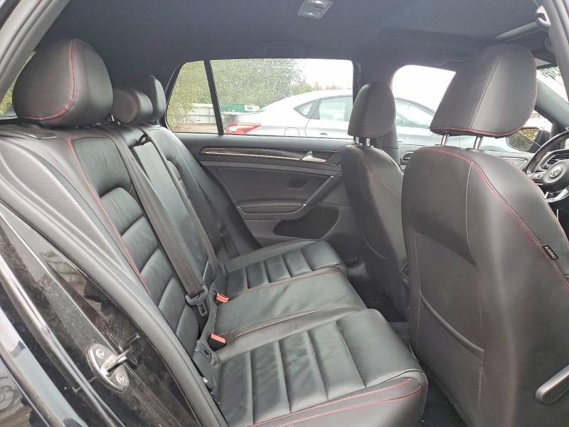 69091936 :رقم المزاد ، 3VW4T7AU4FM022153 vin ، 2015 Volkswagen Gti مزاد بيع