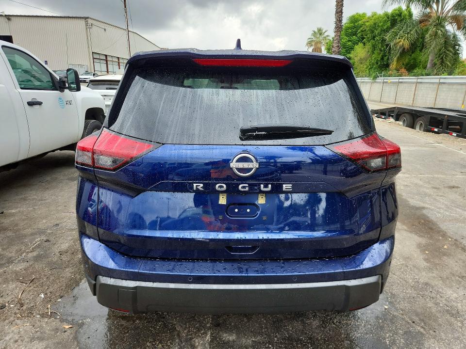 Продажа на аукционе авто 2025 Nissan Rogue, vin: 5N1BT3BA8SC775912, номер лота: 69627936