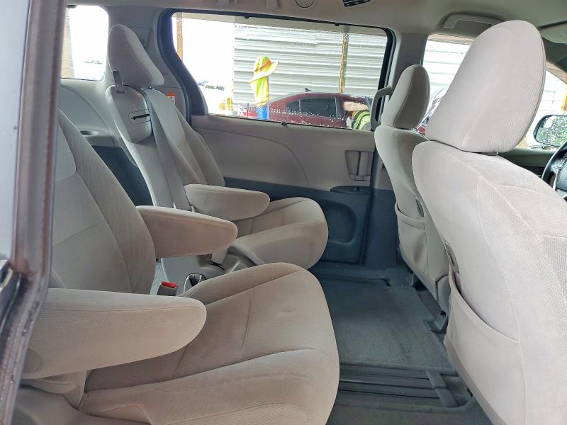 Продажа на аукционе авто 2015 Toyota Sienna, vin: 5TDKK3DC8FS580015, номер лота: 69937836