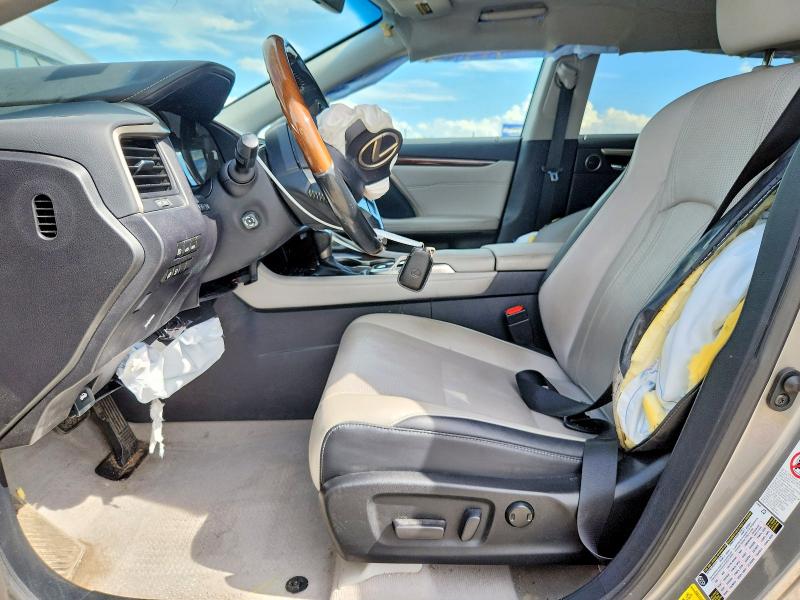 68983946 :رقم المزاد ، 2T2BZMCA0KC212010 vin ، 2019 Lexus Rx 350 مزاد بيع