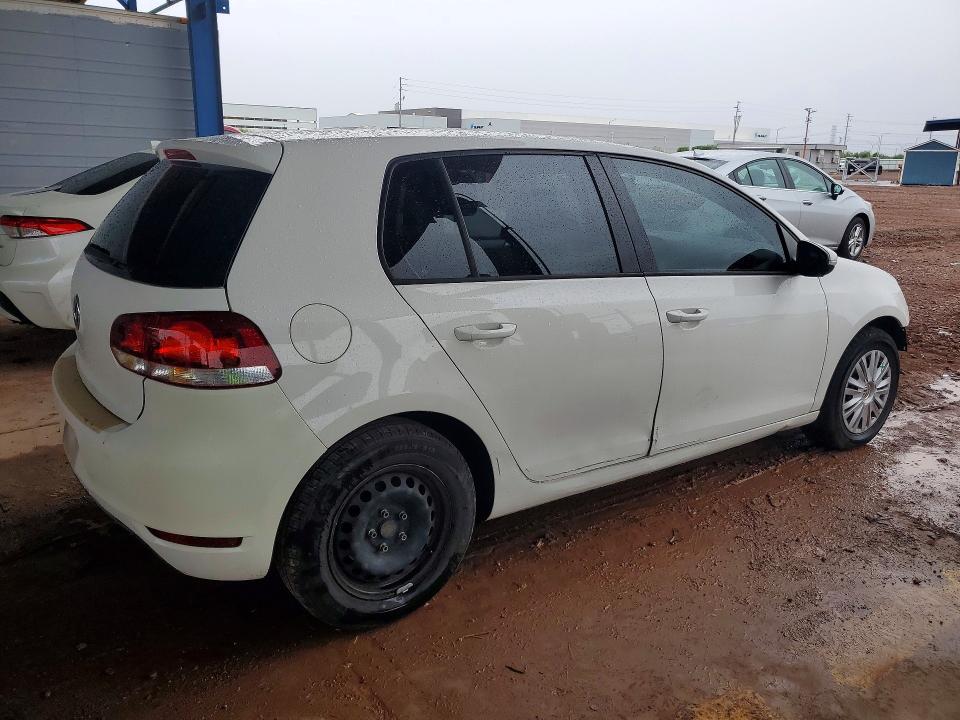 70700896 :رقم المزاد ، WVWDB7AJ9BW187766 vin ، 2011 Volkswagen Golf مزاد بيع