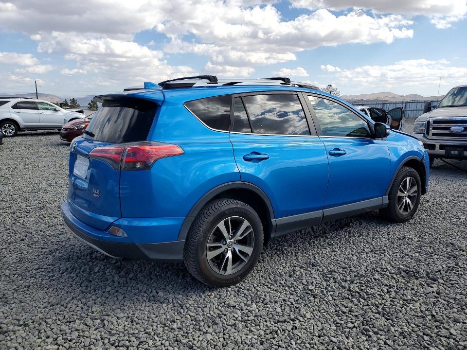 Продаж на аукціоні авто 2018 Toyota Rav4, vin: JTMRFREV1JJ747410, номер лоту: 65965996