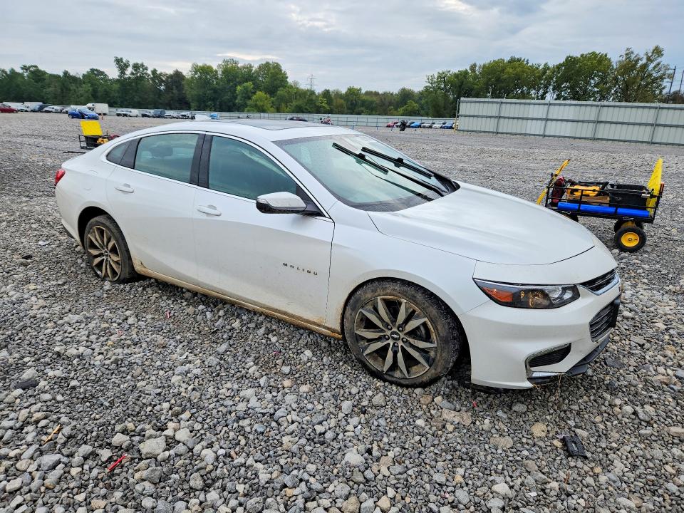 69339676 :رقم المزاد ، 1G1ZE5ST3HF233711 vin ، 2017 Chevrolet Malibu مزاد بيع