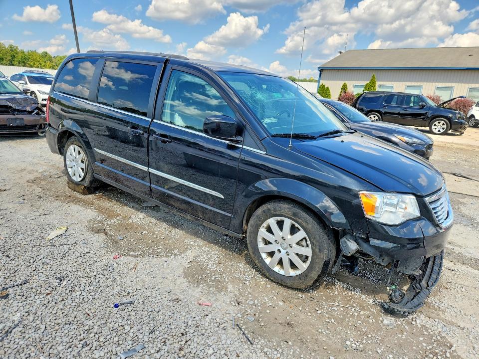2015 Chrysler Town & Country მანქანა იყიდება აუქციონზე, vin: 2C4RC1BG2FR552371, აუქციონის ნომერი: 67257286