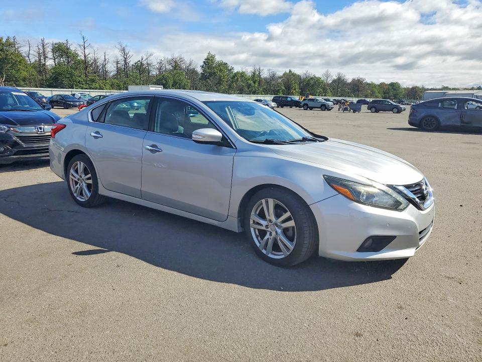 Aukcja sprzedaży 2017 Nissan Altima, vin: 1N4BL3APXHC186370, numer aukcji: 69528236