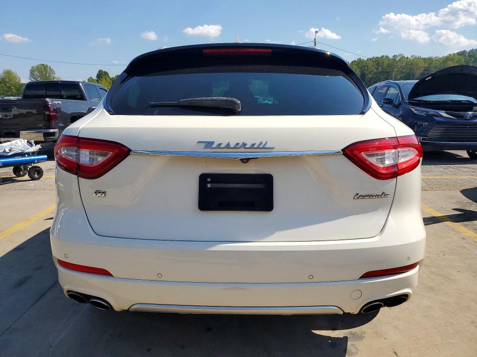69125996 :رقم المزاد ، ZN661XUL8JX268516 vin ، 2018 Maserati Levante مزاد بيع