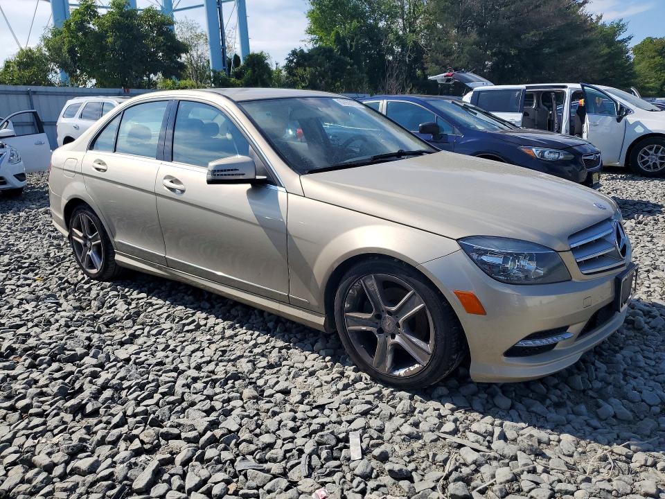 Продажа на аукционе авто 2011 Mercedes-benz C, vin: WDDGF8BB7BR152386, номер лота: 67655176