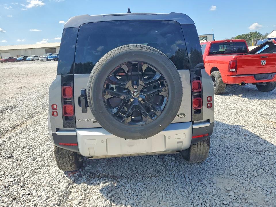 2023 Land Rover Defender მანქანა იყიდება აუქციონზე, vin: SALEP6EU0P2165229, აუქციონის ნომერი: 68285556