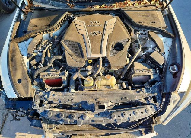 68001526 :رقم المزاد ، JN1EV7AP0JM359440 vin ، 2018 Infiniti Q50 مزاد بيع