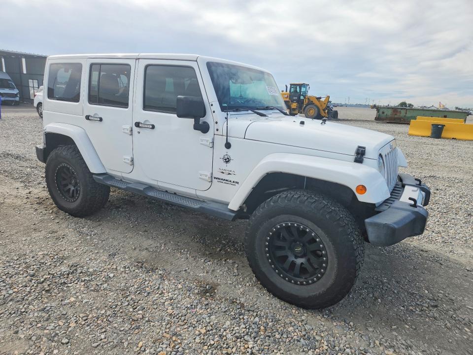 67472146 :رقم المزاد ، 1C4BJWEGXHL690591 vin ، 2017 Jeep Wrangler Unlimited مزاد بيع